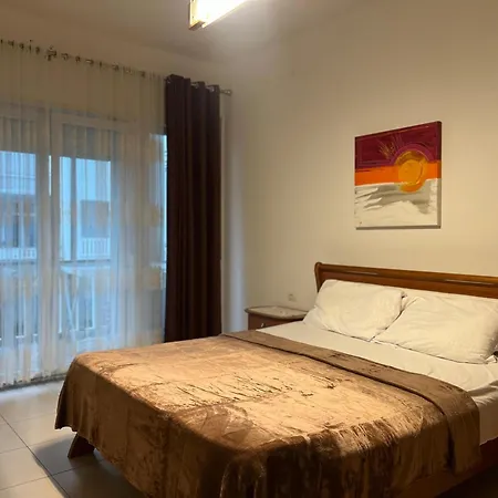 Grand Europa Apartment Velipoje
